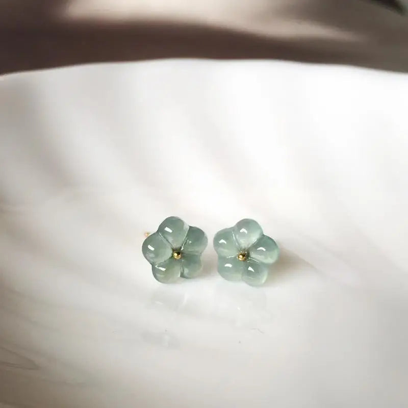 MaisonVerde® Ice Seed Chalcedony Flower Stud Earrings – Light Luxury Natural Stone Jewelry | Silver-Plated Petite Floral Charm for Women