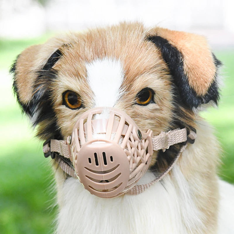 MaisonVerde® Adjustable Dog Muzzle – Breathable, Secure Fit for Small to Large Breeds