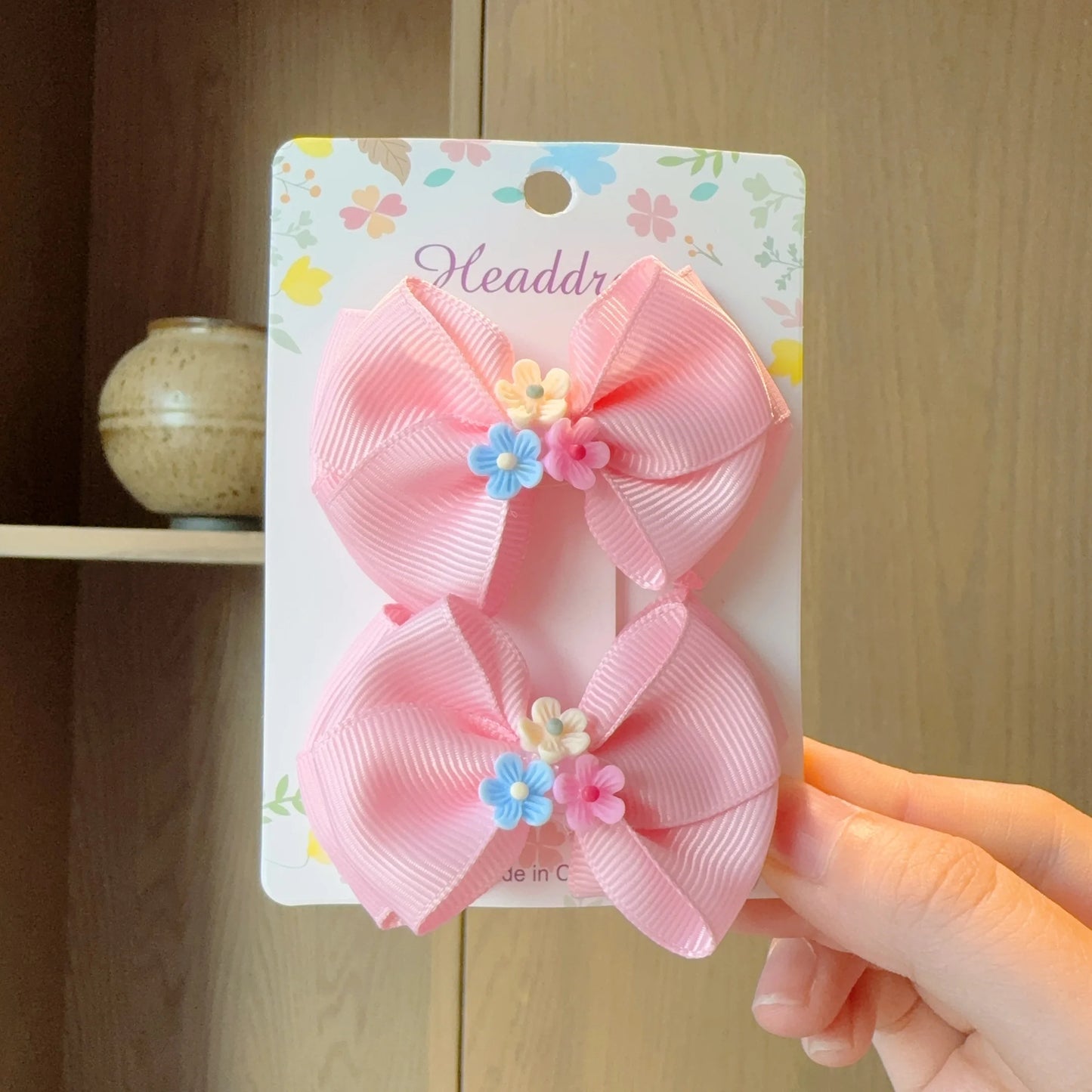MaisonVerde® 2-Piece Hair Bow Clips – Fashion Ribbon Barrettes for Girls | Solid Colour Cheer Hair Accessories