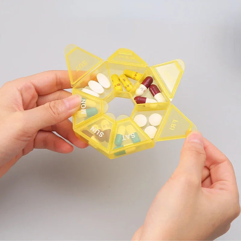 MaisonVerde® Mini Travel Pill Box – 7-Day Portable Pill Organizer for Vitamins, Tablets & Medicine | Compact & Lightweight Design